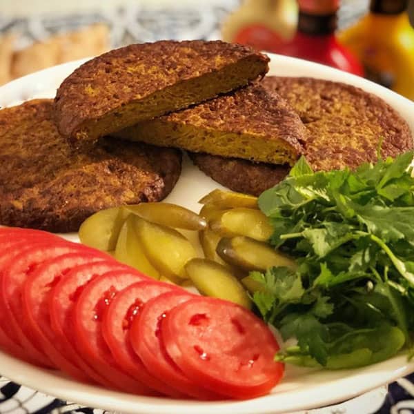 طرز تهیه کوکو بادمجان کبابی خوشمزه و اصل گیلانی - مُچ مَگ