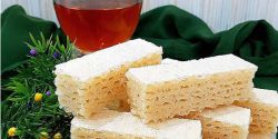 طرز تهیه ویفر خانگی خوشمزه با طعم توت فرنگی