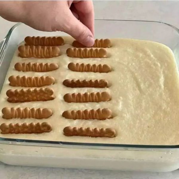 طرز تهیه دسر سمولینا مجلسی خوشمزه و فوری با آرد سمولینا چی درست کنم کیک با آرد سمولینا دسر ترکی با بیسکویت پتی بور