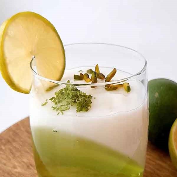 طرز تهیه مهلبیه دسر خوشمزه خامه ای با ژله و میوه