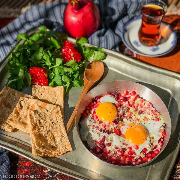 طرز تهیه املت انار شمالی مخصوص و خوشمزه با دانه انار طرز تهیه املت حرفه ای  طرز تهیه انواع املت  طرز تهیه املت لاکچری  طرز تهیه املت برای دو نفر  طرز تهیه املت رشتی   غذا با انار pomegranate omelette hlgj hkhv املت انار