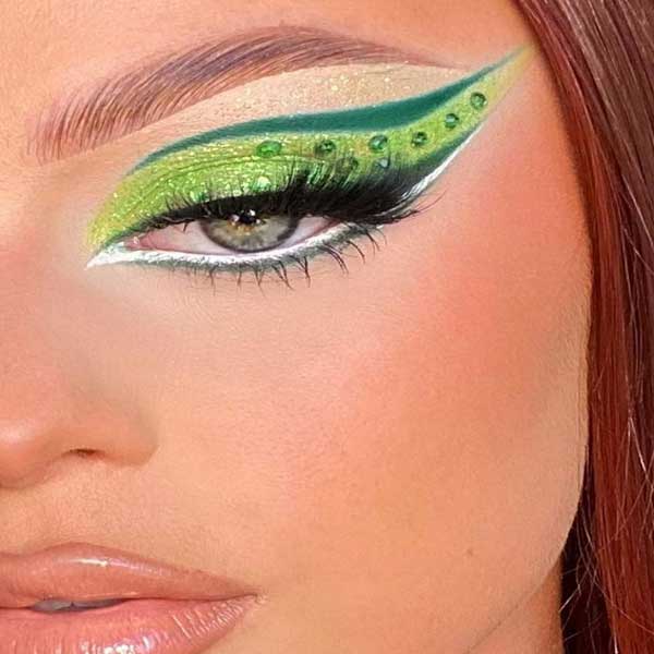 زیباترین و خاص ترین مدل های سایه چشم طرح دار Patterned eyeshadow model lng shdi ]al xvp nhv مدل سایه چشم ساده و شیک مدل سایه چشم لایت مدل سایه چشم جدید مدل سایه چشم شاین جدید مدل سایه چشم دخترانه