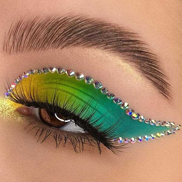 زیباترین و خاص ترین مدل های سایه چشم طرح دار Patterned eyeshadow model lng shdi ]al xvp nhv مدل سایه چشم ساده و شیک مدل سایه چشم لایت مدل سایه چشم جدید مدل سایه چشم شاین جدید مدل سایه چشم دخترانه