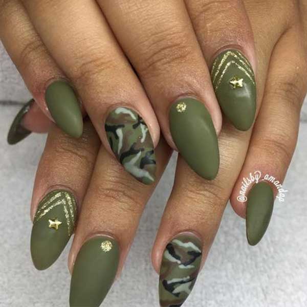 طراحی ناخن پلنگی سبز شیک و خاص برای ست کردن با لباس