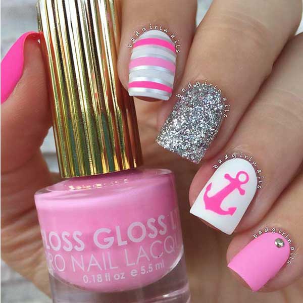 طراحی ناخن سفید و صورتی دخترانه شیک و با کلاس Nail design with white and pink nail polish طراحی ناخن با لاک صورتی و نقره ای طراحی ناخن با لاک صورتی و مشکی لاک صورتی چرک طراحی لاکچری ناخن طرح ناخن شیک و باکلاس صورتی مدل ناخن جدید ۱۴۰3 طرح ناخن صورتی جیغ