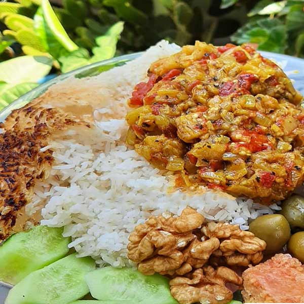 طرز تهیه خورش دختر لوس گیلانی خوشمزه و خانگی https://mochmag.ir/7396-khorsh-dokhtar-loos/