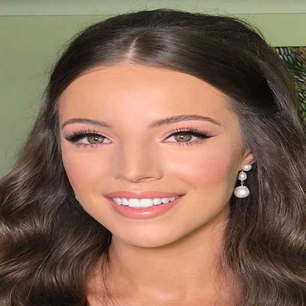 مدل میکاپ بهاری شیک و ملایم + آرایش ملایم دخترانه آرایش کمرنگ آرایش ملیح دخترانه آرایش ویژه دخترانه انواع آرایش دخترانه آرایش ساده برای عید میکاپ بهار پینکی ارایش ملیح عکس آرایش دخترانه makeup spring