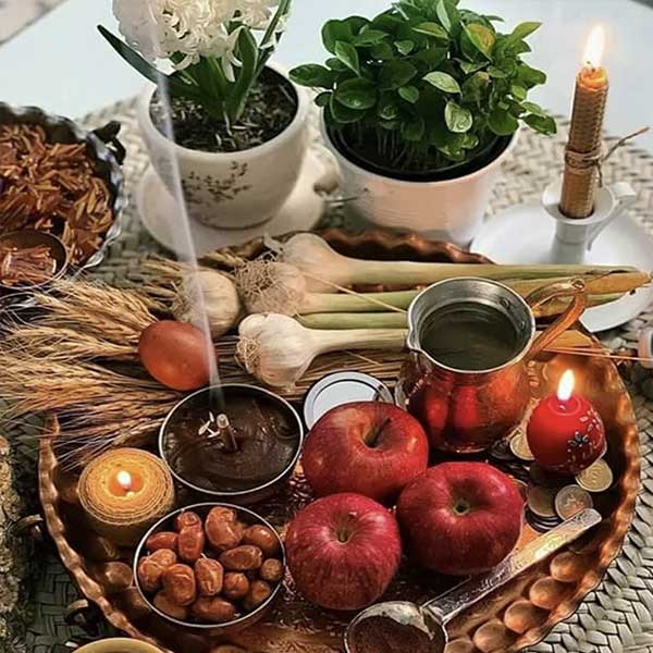 مدل سفره هفت سین ساده و شیک + مدل سفره هفت سین در سینی هفت سین لاکچری مدل سفره هفت سین ۱۴۰۲ عکس سفره هفت سین ۱۴۰2 عکس سفره هفت سین در خانه سفره هفت سین مدرن سفره هفت سین ساده و کم خرج سفره هفت سین ساده و شیک۱۴۰2 عکس سفره هفت سین فانتزی