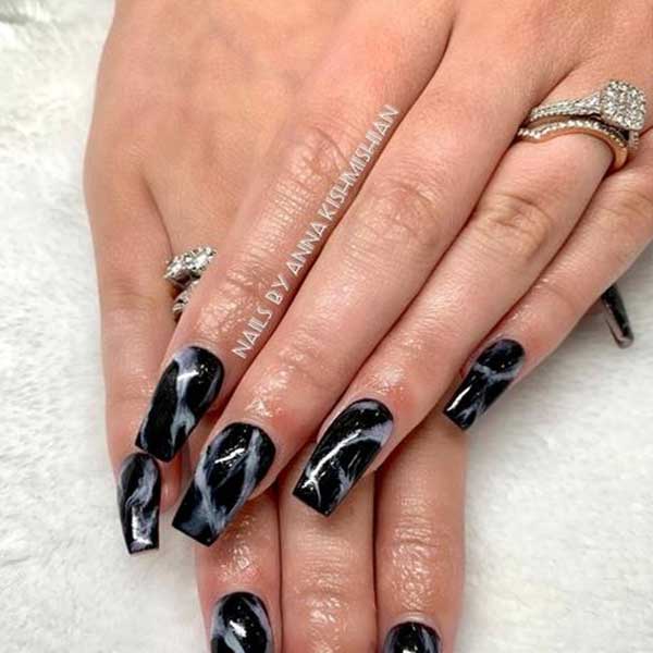 طراحی ناخن سفید مشکی جدید + طرح ناخن مشکی خفن تصمیم الأظافر بالأبیض والأسود siyah beyaz tırnak tasarımı طرح ناخن مشکی خفن Black and white nail design طرح ناخن سفید دخترانه کاشت ناخن مشکی طرح دار طرح ناخن مشکی دخترانه ناخن سفید مشکی اسپرت طرح ناخن سفید ساده