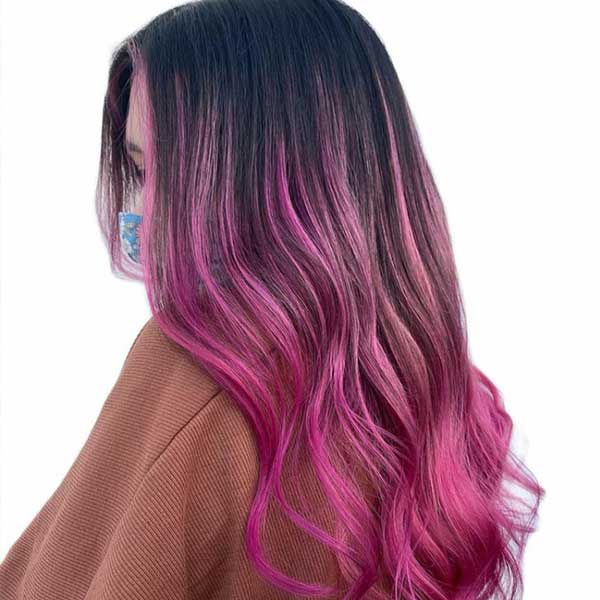 هایلایت صورتی خیره کننده برای داشتن استایل جدید در سال نو Pink highlight هایلایت صورتی صدفی هایلایت صورتی اینستاگرام هایلایت صورتی روی موی قهوه ای هایلایت صورتی روی موی مشکی کاور هایلایت صورتی ساده کاور هایلایت صورتی me