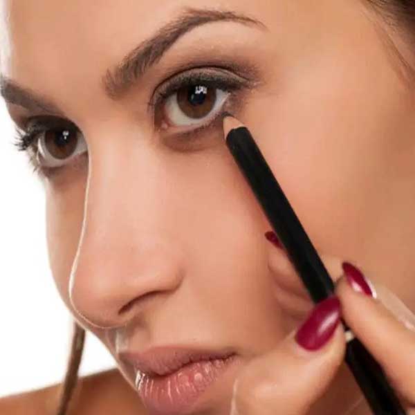 نکات استفاده از انواع خط چشم برای چشم ریز خط چشم برای چشم های ریز و پلک افتاده مدل خط چشم برای چشم های ریز و پف دار خط چشم برای چشم های گرد زیباترین مدل خط چشم خط چشم برای چشم درشت خط چشم برای چشم های افتاده خط چشم ریز دخترانه