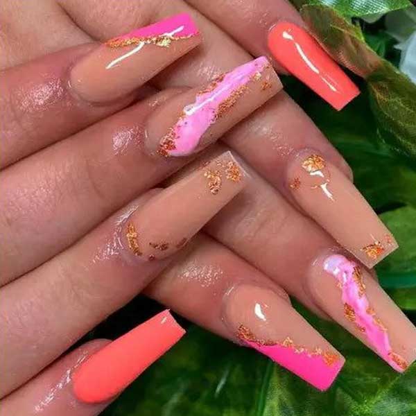 طراحی ناخن صورتی با طرح مرمر + مدل ناخن شیک و باکلاس صورتی xvhpd khok nail design طراحی ناخن با لاک صورتی و نقره ای طراحی ناخن زمستانی طراحی ناخن با لاک صورتی و مشکی مدل ناخن جدید ۱۴۰2 طراحی ناخن جدید عکس ناخن زیبا  