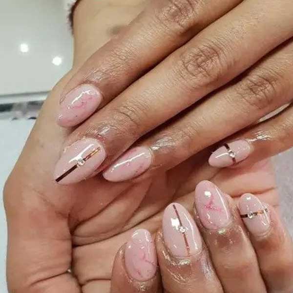 طراحی ناخن صورتی با طرح مرمر + مدل ناخن شیک و باکلاس صورتی xvhpd khok nail design طراحی ناخن با لاک صورتی و نقره ای طراحی ناخن زمستانی طراحی ناخن با لاک صورتی و مشکی مدل ناخن جدید ۱۴۰2 طراحی ناخن جدید عکس ناخن زیبا  