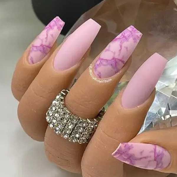 طراحی ناخن صورتی با طرح مرمر + مدل ناخن شیک و باکلاس صورتی xvhpd khok nail design طراحی ناخن با لاک صورتی و نقره ای طراحی ناخن زمستانی طراحی ناخن با لاک صورتی و مشکی مدل ناخن جدید ۱۴۰2 طراحی ناخن جدید عکس ناخن زیبا  