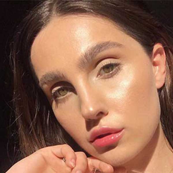 آرایش طبیعی دخترانه ساده و شیک برای عروسی و مراسم های ازدواج آرایش دخترانه ساده و شیک برای عروسی آرایش دخترانه شیک عکس آرایش ساده دخترانه آرایش طبیعی دخترانه ایرانی آرایش طبیعی صورت آرایش ساده دخترانه
