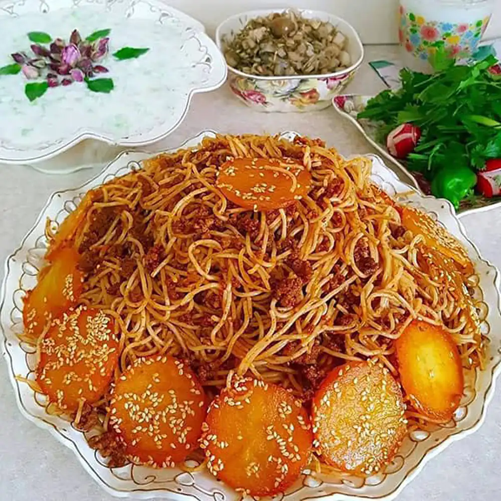 طرز تهیه ماکارونی مجلسی با قارچ