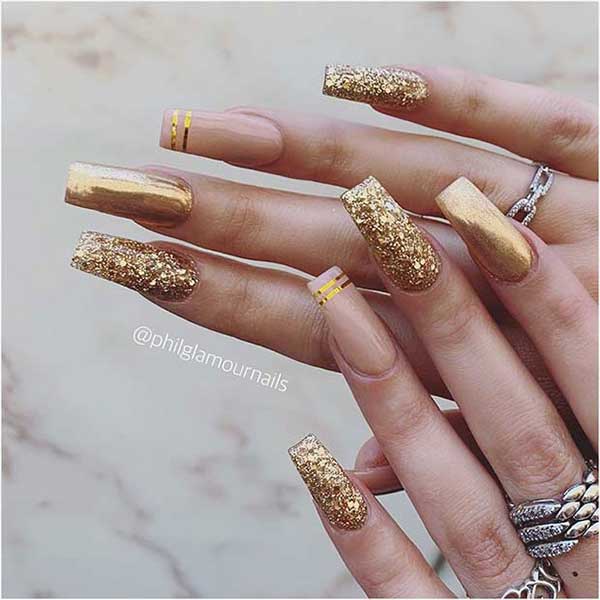 طراحی ناخن طلایی شیک و خاص برای مانیکور بعدی شما طراحی ناخن کرم طلایی طراحی ناخن طلایی سفی ناخن طلایی شاین طراحی ناخن مشکی طلایی جدید کاشت ناخن طلایی طرح ناخن طلایی نقره ای طراحی ناخن مشکی طلایی سفید ناخن طلایی براق Gold Nail Design xvhpd khok xghdd