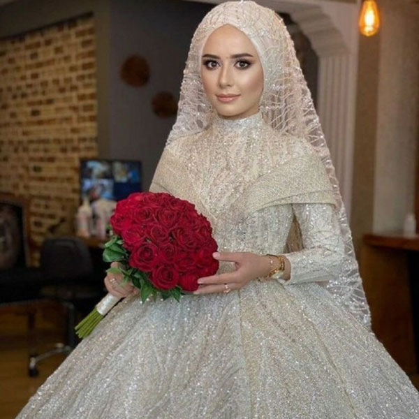 مدل لباس عروس پوشیده لباس عروس پوشیده ساده و شیک لباس عروس پوشیده ایرانی لباس عروس پوشیده جدید اینستا لباس عروس پوشیده پرنسسی لباس عروس پوشیده پفی مدل لباس عروس جدید در تهران لباس عروس پوشیده با کلاه lng gfhd uv,s \,adni wearing a wedding dress gelinlik giymek 