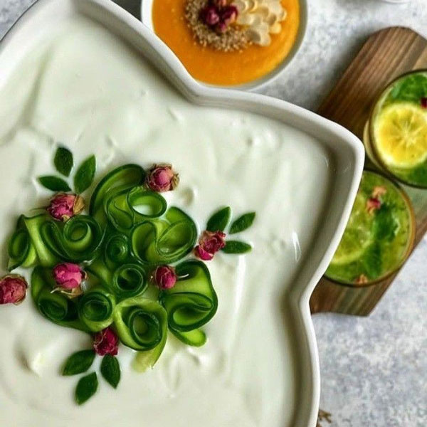 تزیین ماست تزیین ماست برای مهمانی تزیین ماست و خیار برای مهمانی تزیین ماست و خیار با نعناع تزیین ماست خیار با نعناع و گل سرخ تزیین ماست در کاسه های کوچک تزیین ماست و خیار در اینستاگرام تزیین ماست با گل محمدی و نعناع تزیین ماست و خیار با گردو jcddk lhsj 