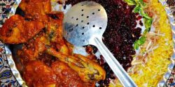 طرز تهیه زرشک و زعفران روی برنج برای غذاهای مجلسی