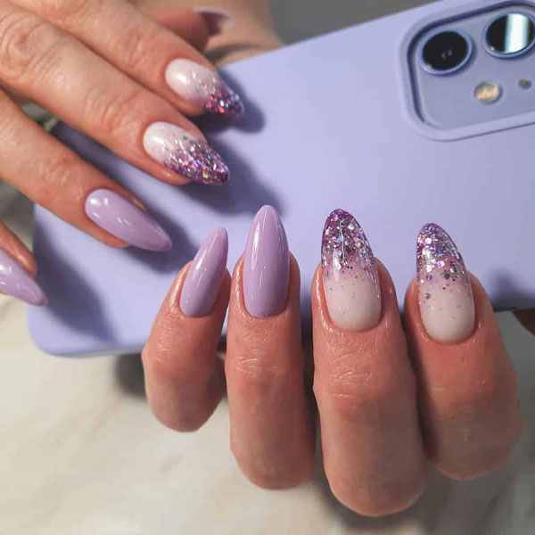 طراحی ناخن آمبره یاسی رنگ ناخن یاسی اکلیلی ناخن آمبره شاین ناخن یاسی شاین لاک یاسی پاستیلی ناخن امبره تابستانی ناخن امبره بهاری مدل ناخن آمبره کوتاه طرح ناخن یاسی xvhpd khok dhsd Hlfvi Lilac ombre nail design 