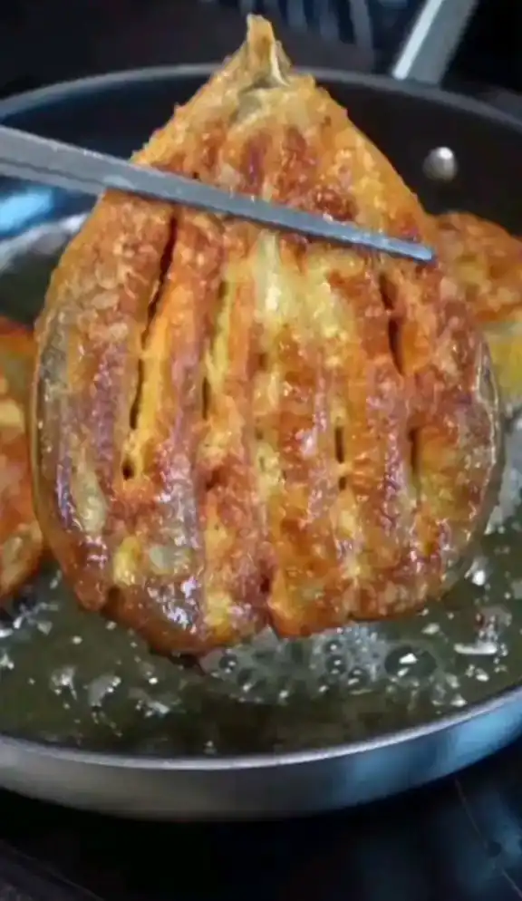 طرز تهیه بادمجان سوخاری طرز تهیه بادمجان پفکی بادمجان سوخاری درسته بادمجان حلقه ای سوخاری بادمجان سوخاری با ماست بادمجان سوخاری ساناز سانیا رول بادمجان سوخاریبادمجان سوخاری نی نی سایت