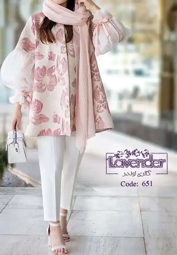 مدل مانتو ژاکارد جدید مدل مانتو ژاکارد مشکی طرح دار مدل مانتو ژاکارد در اینستا مدل مانتو ژاکارد جدید ۱۴۰۳ مدل مانتو با پارچه ژاکارد گلدار مانتو ژاکارد مزونی