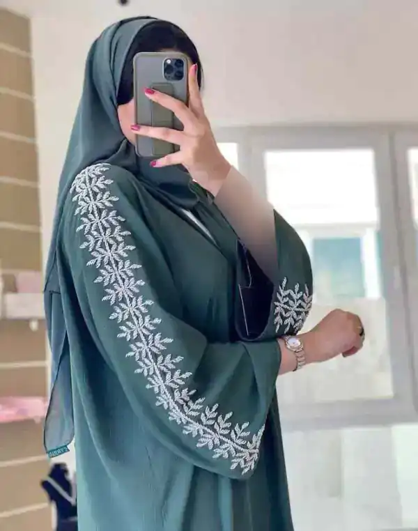 مدل مانتو گلدوزی شده اینستا