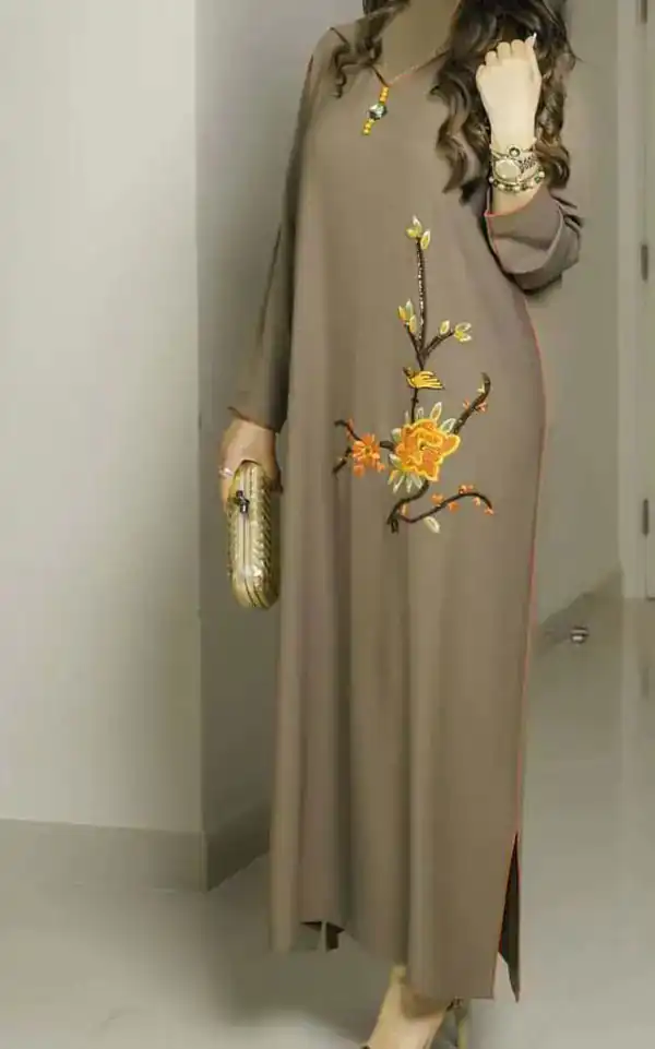 مدل مانتو زنانه سن بالا شیک