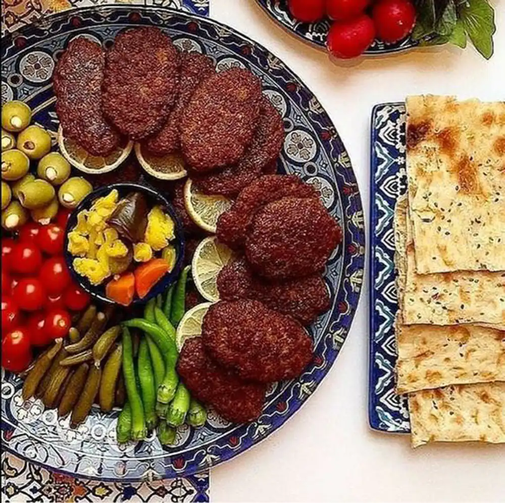 طرز تهیه کتلت مرغ ساده