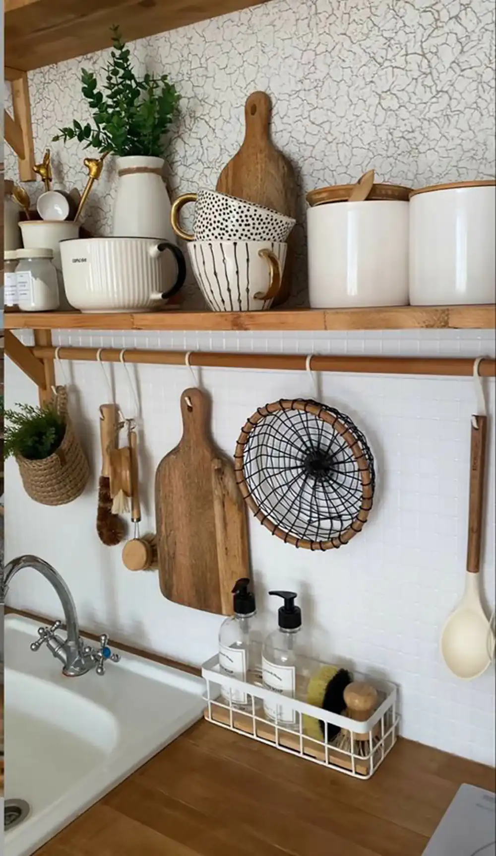 چیدمان روی سینک ظرفشویی