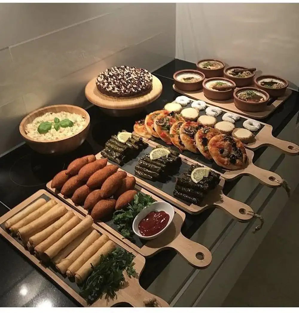 تزیین تخته سرو چوبی