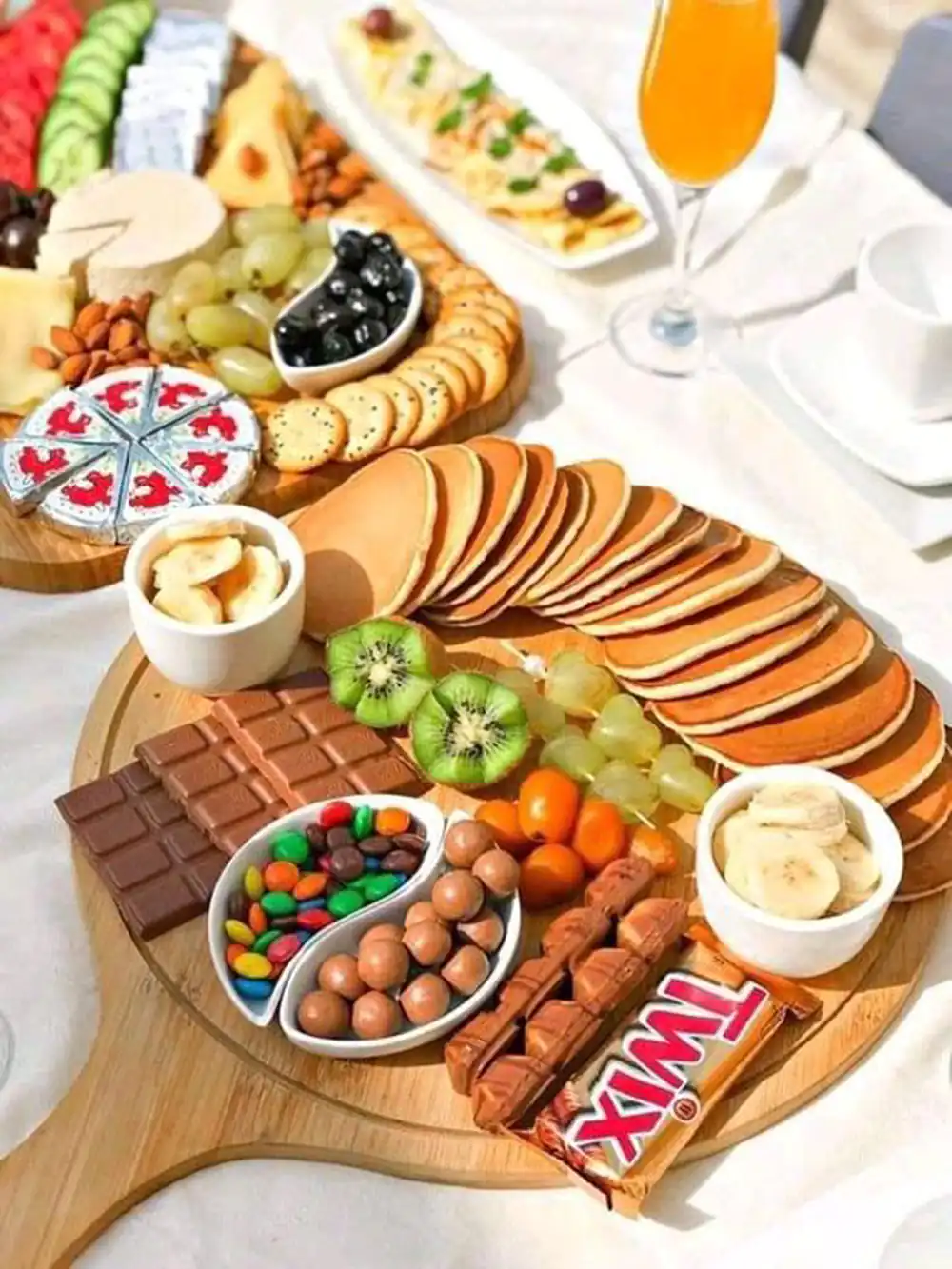 تزیین تخته سرو چوبی