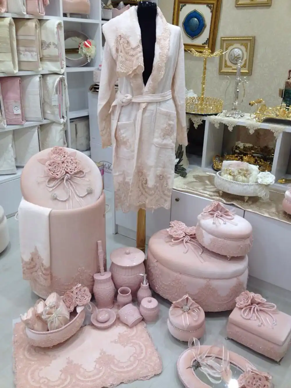 چیدمان جهیزیه عروس