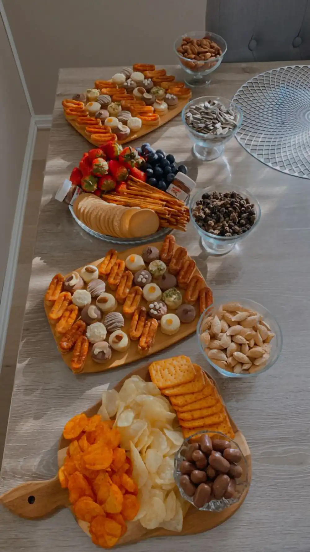 سفره شب یلدا ساده و شیک