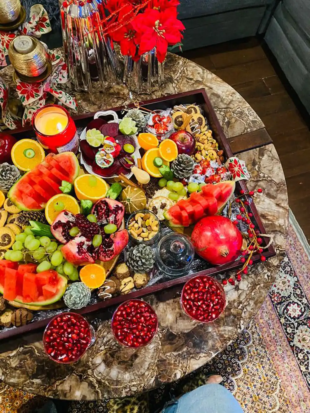 تزیین سفره یلدا برای عروس