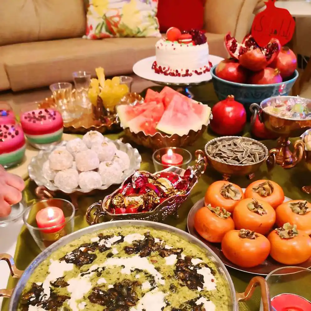 تزیین شب یلدا ساده