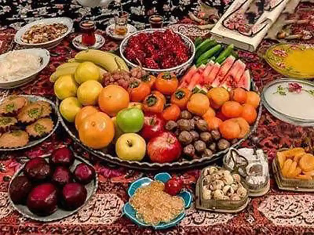 تزیین شب یلدا ساده