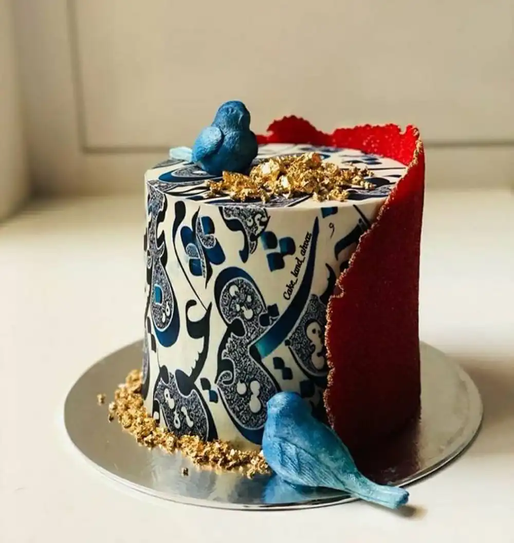 کیک شب یلدا برای تولد