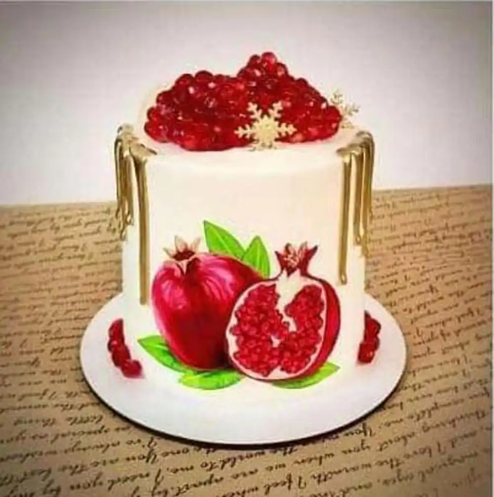 مدل کیک شب یلدا برای عروس