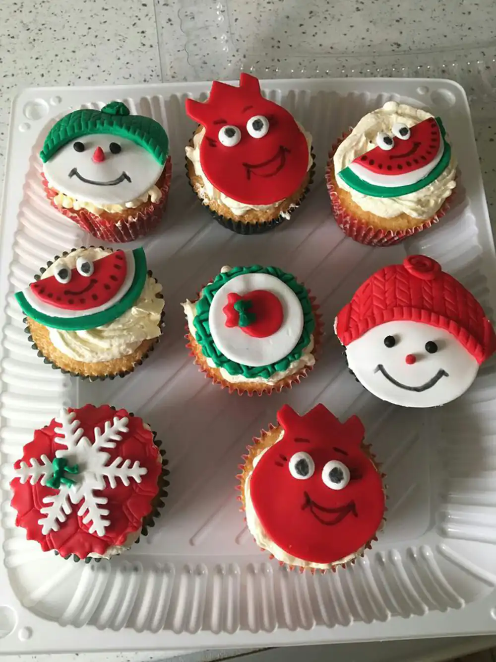کیک شب یلدا برای مدرسه