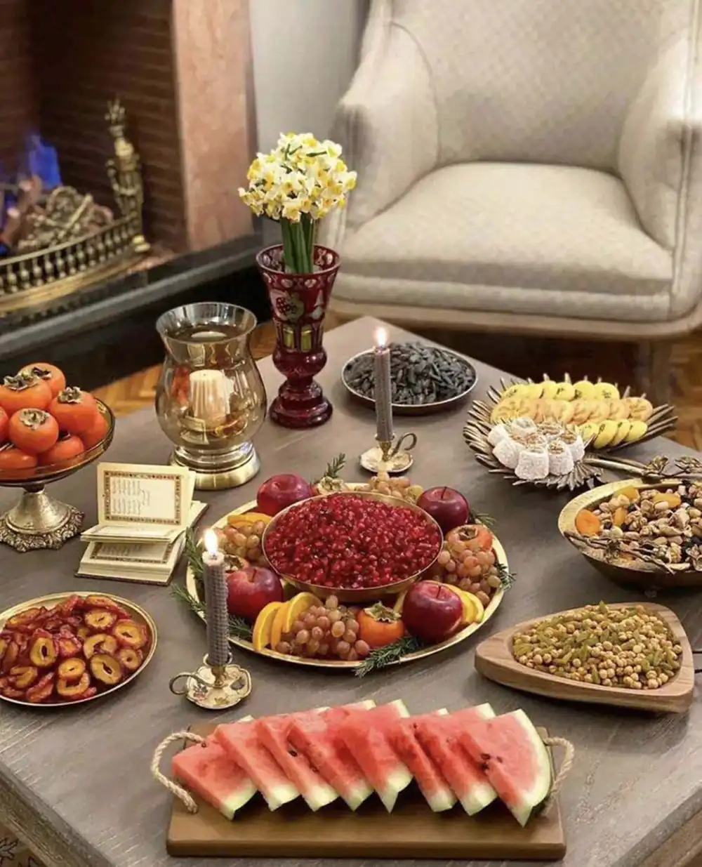 دیزاین میز یلدا