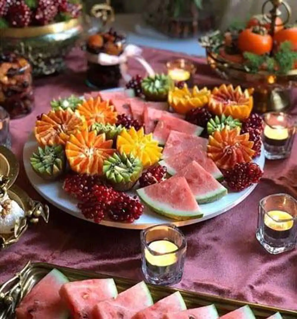 دیزاین میز یلدا