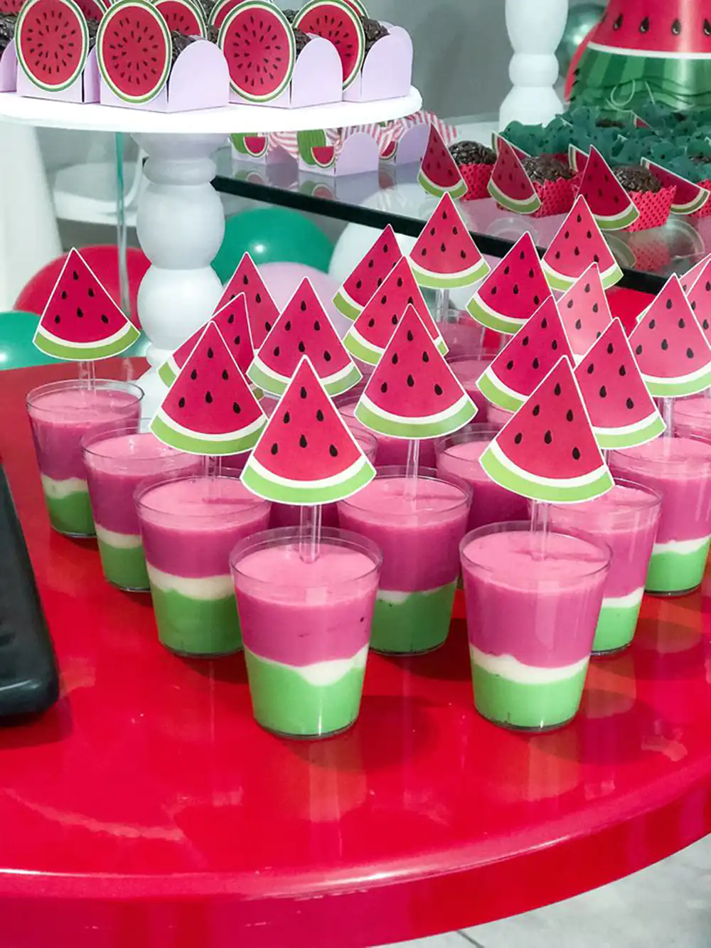 خوراکی شب یلدا برای مدرسه