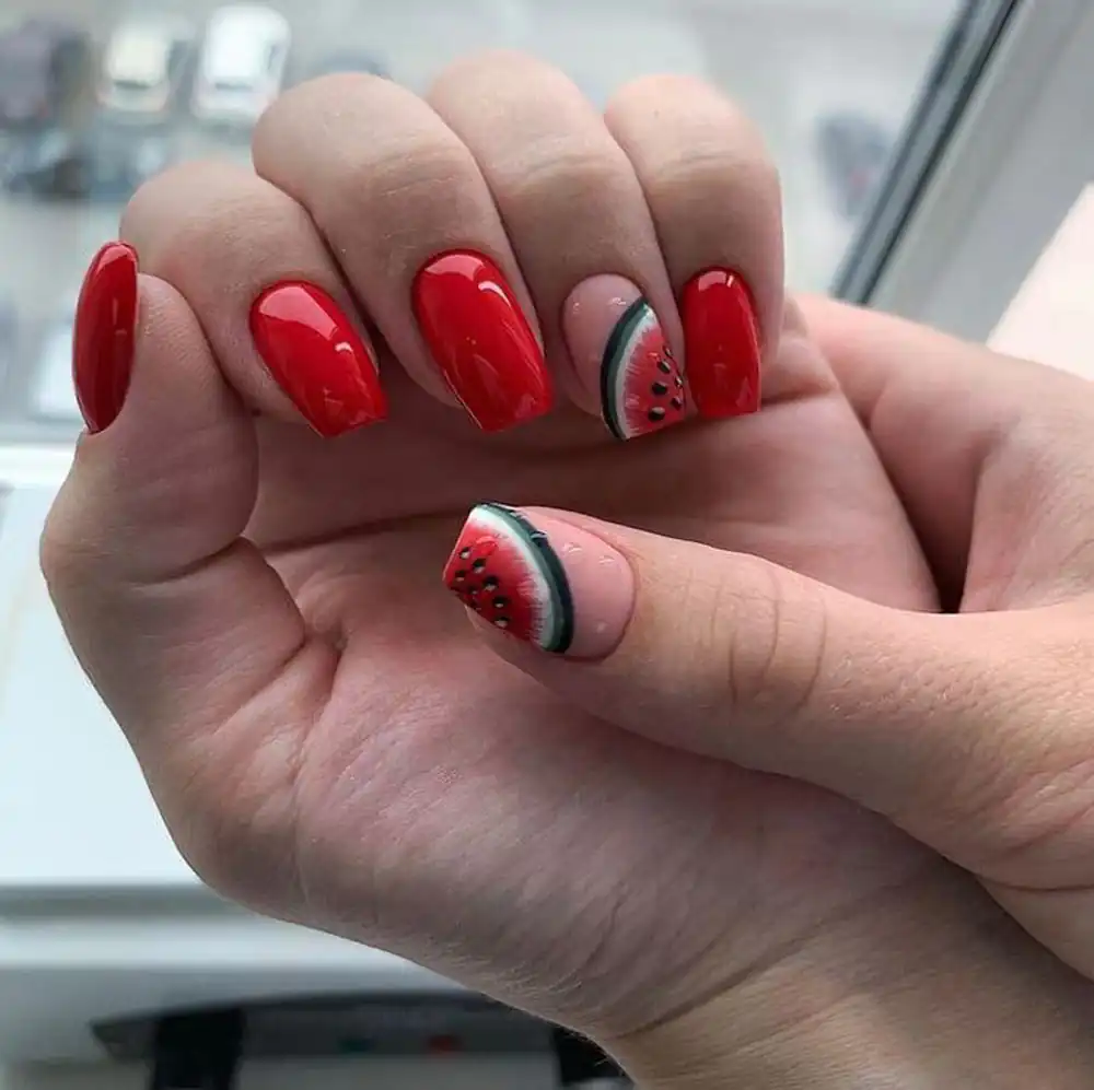 طرح ناخن شب یلدا ساده