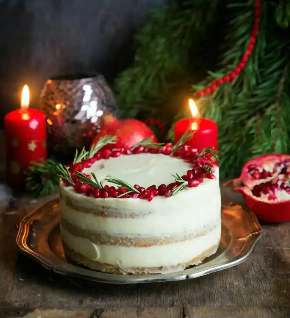 تزیین کیک شب یلدا خانگی