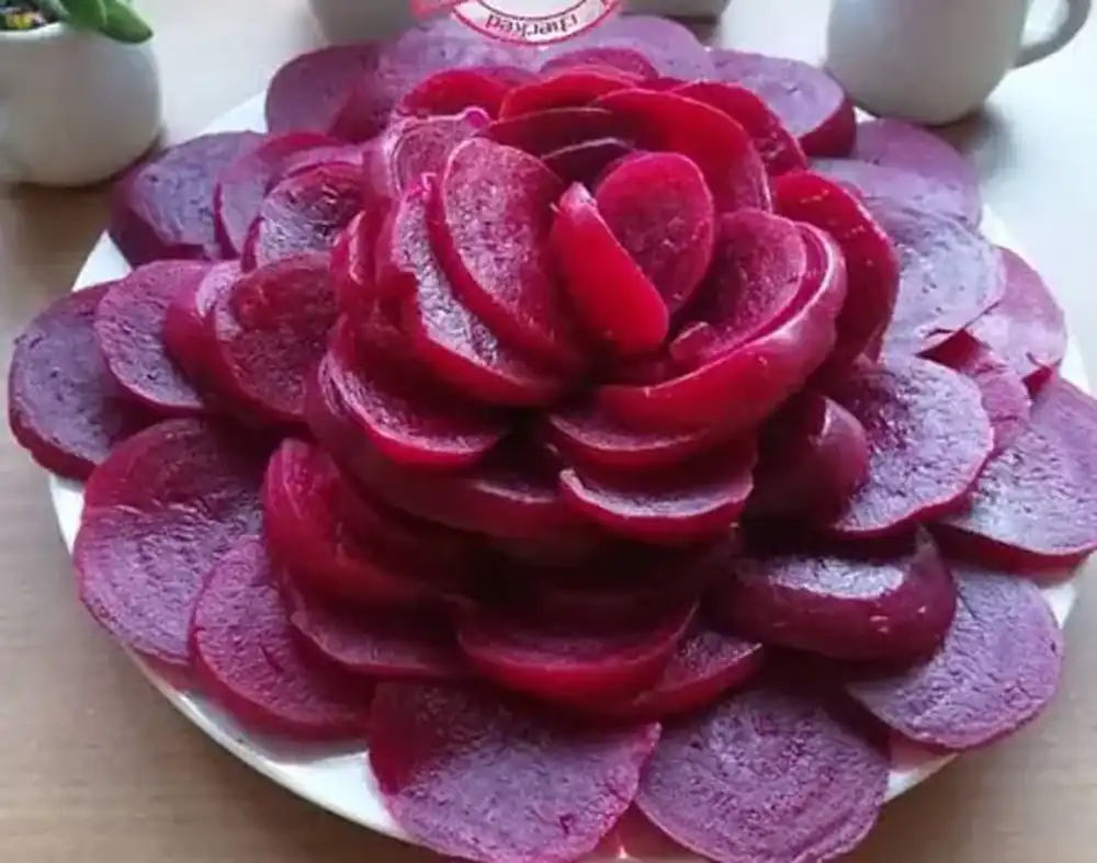 تزیین لبو برای مدرسه