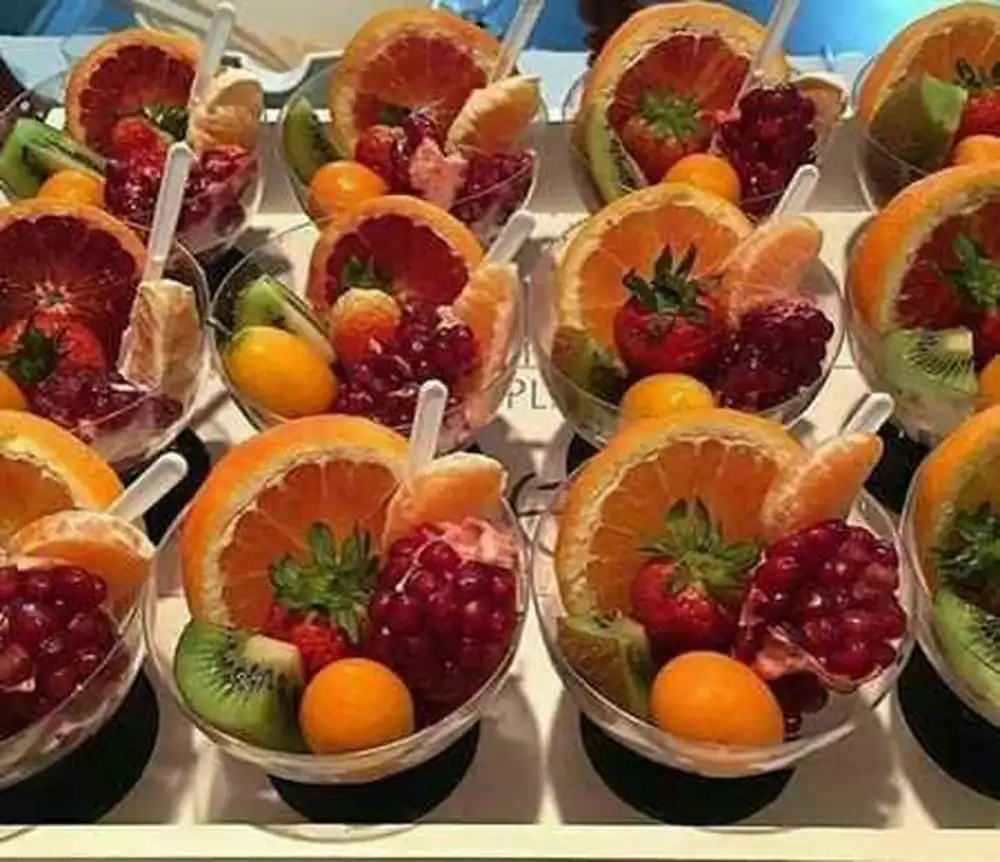تزیین میوه شب یلدا برای مدرسه