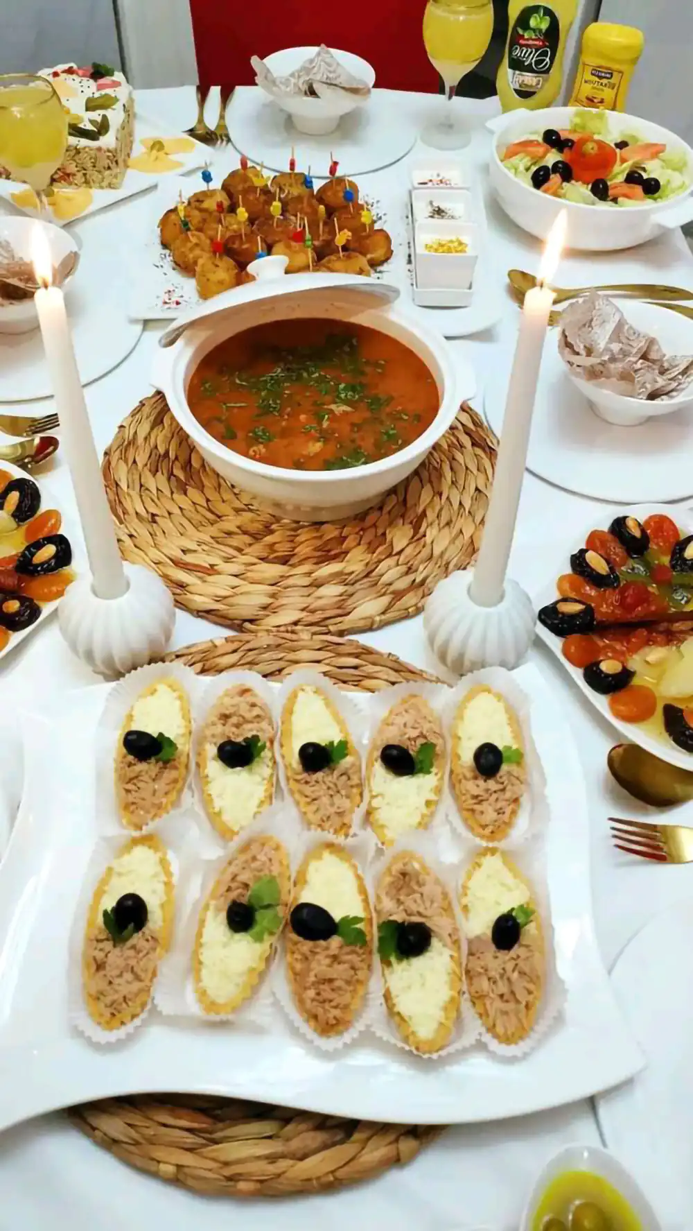 تزیین میز غذای عروس و داماد