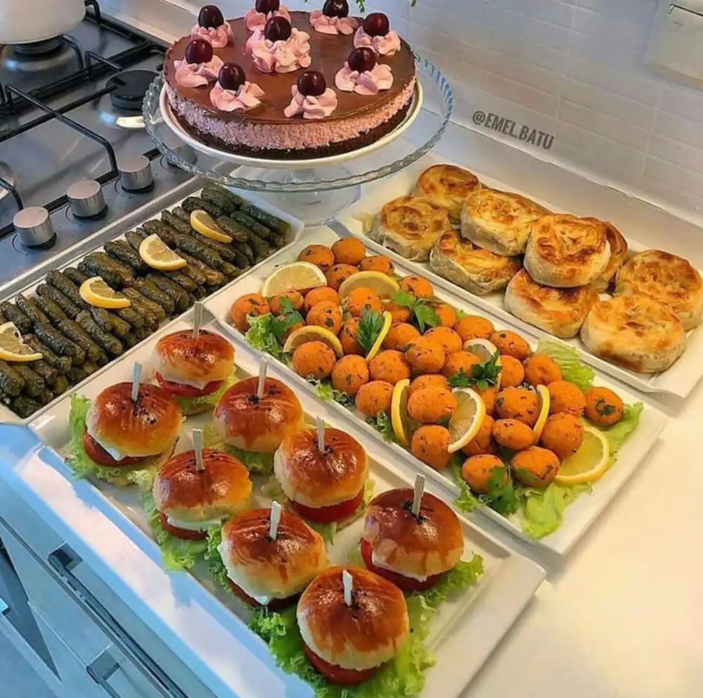 غذا مناسب دورهمی زنانه
